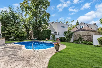 248 148th Street, Whitestone, NY 11357 - Photo 31