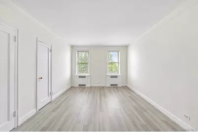 3321 Bruckner Boulevard #5G, Bronx, NY 10461 - Photo 11