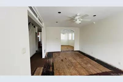 5949 58th Road, Maspeth, NY 11378 - Photo 7