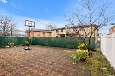 65-24 Ellwell Crescent, Rego Park, NY 11374 - Photo 25