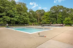 218 Kettles Ln, Medford, NY 11763 - Photo 39