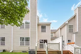 218 Kettles Ln, Medford, NY 11763 - Photo 31