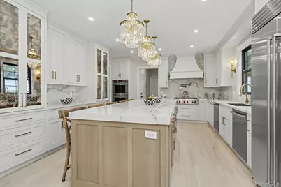 333 Lyncroft Road, New Rochelle, NY 10804 - Photo 9