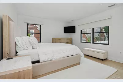 333 Lyncroft Road, New Rochelle, NY 10804 - Photo 31