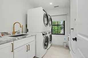 333 Lyncroft Rd, New Rochelle, NY 10804 - Photo 29