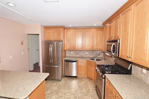 400 S Long Beach Ave, Freeport, NY 11520 - Photo 7