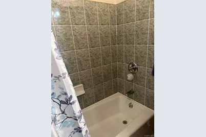 304 Lorraine Street, Bellmore, NY 11710 - Photo 11