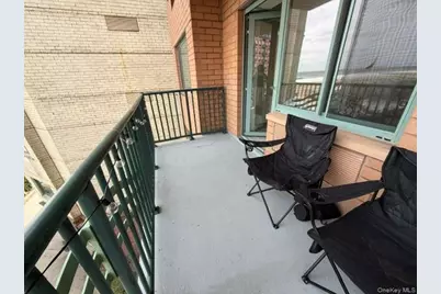 136 Beach 117th Street #21, Rockaway Park, NY 11694 - Photo 11