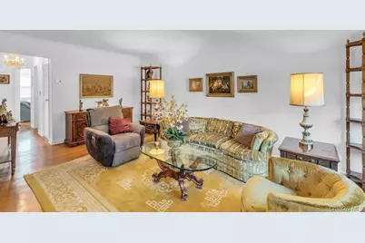 5310 Overbrook Street, Douglaston, NY 11362 - Photo 5