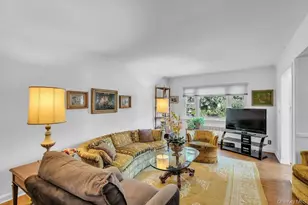 53-10 Overbrook St, Douglaston, NY 11362 - Photo 9