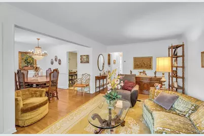 5310 Overbrook Street, Douglaston, NY 11362 - Photo 7