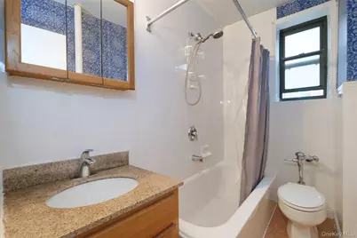 1 Broad Parkway #4L, White Plains, NY 10601 - Photo 17