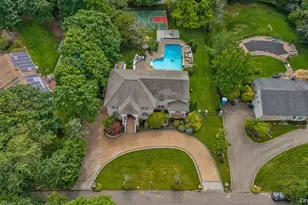65 Threepence Dr, Melville, NY 11747 - Photo 3