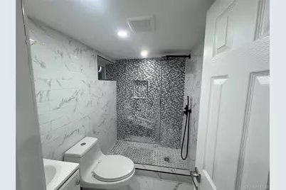 16731 109th Avenue, Jamaica, NY 11433 - Photo 13