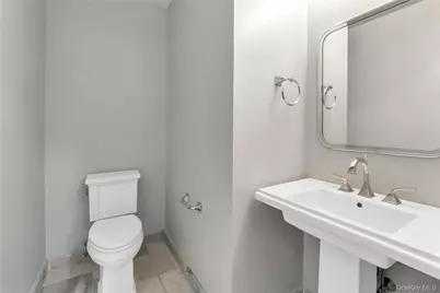 26 E Parkway #11S, Scarsdale, NY 10583 - Photo 15