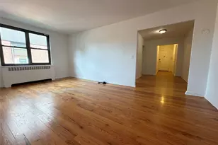 23 Schenck Ave, Great Neck, NY 11021 - Photo 3