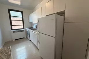 23 Schenck Ave, Great Neck, NY 11021 - Photo 9