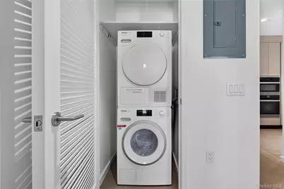 13327 39th Avenue #9F, Flushing, NY 11354 - Photo 15