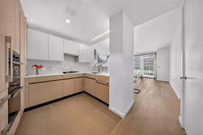 13327 39th Avenue #9F, Flushing, NY 11354 - Photo 7
