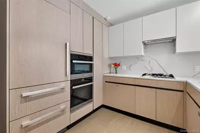13327 39th Avenue #9F, Flushing, NY 11354 - Photo 9