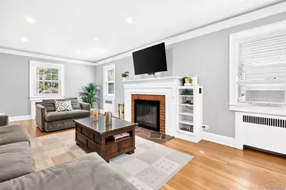 34 Smith Avenue, White Plains, NY 10605 - Photo 19