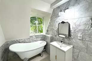 176 South St, Newburgh, NY 12550 - Photo 3