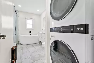 120-05 179th Street, Springfield Gardens, NY 11434 - Photo 17