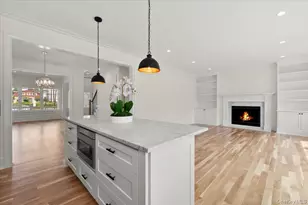 51 Willis Ave, Syosset, NY 11791 - Photo 23