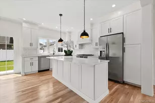 51 Willis Ave, Syosset, NY 11791 - Photo 15