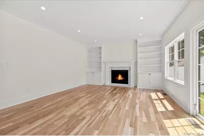 51 Willis Avenue, Syosset, NY 11791 - Photo 19