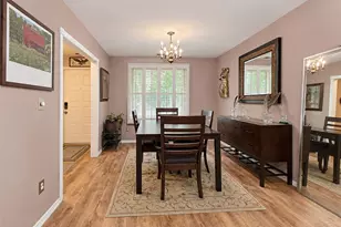 810 Woodland Ct, Coram, NY 11727 - Photo 7