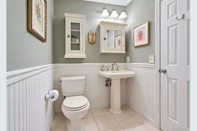 810 Woodland Court, Coram, NY 11727 - Photo 15