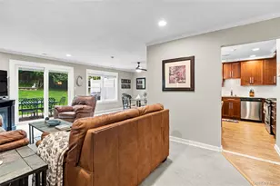 170 Thomas Ln, East Setauket, NY 11733 - Photo 7