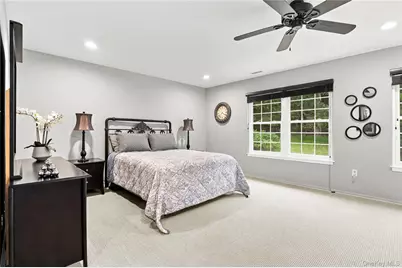170 Thomas Lane, East Setauket, NY 11733 - Photo 19