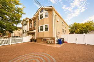 2357 Demeyer St, Bronx, NY 10469 - Photo 3
