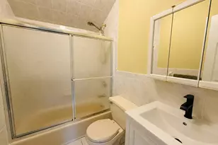 2357 Demeyer St, Bronx, NY 10469 - Photo 9