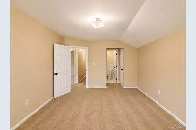 2357 Demeyer Street, Bronx, NY 10469 - Photo 11