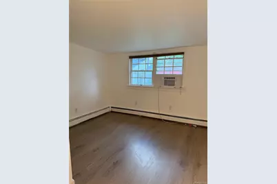 11 Acre Lane, Hicksville, NY 11801 - Photo 5