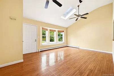 21 Lisa Court, Shirley, NY 11967 - Photo 3