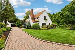 800 Washington Dr, Centerport, NY 11721 - Photo 3