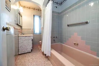 144-17 77th Avenue, Kew Gardens, NY 11367 - Photo 17