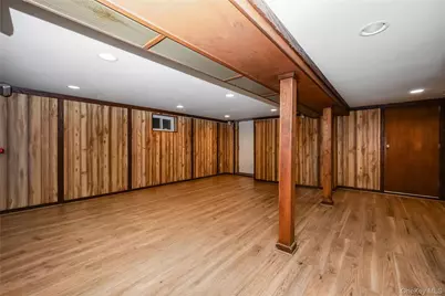 10 York Place, Williston Park, NY 11596 - Photo 19
