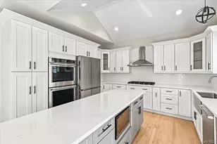 11 2nd St, Glenwood Landing, NY 11547 - Photo 7