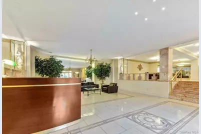 68-61 Yellowstone Boulevard #412, Forest Hills, NY 11375 - Photo 3