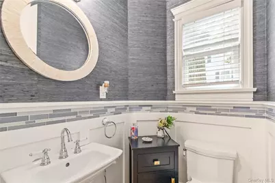 5 Washington Avenue, Bayville, NY 11709 - Photo 17