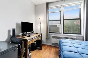 71-11 Yellowstone Blvd, Forest Hills, NY 11375 - Photo 21