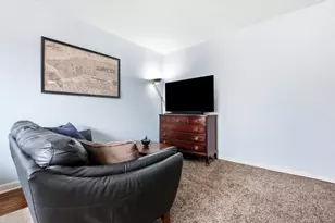 71-11 Yellowstone Blvd, Forest Hills, NY 11375 - Photo 17
