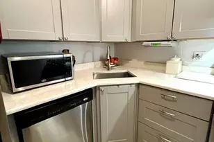 68-09 242nd St, Little Neck, NY 11362 - Photo 5