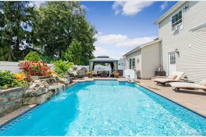 2800 Janet Avenue, North Bellmore, NY 11710 - Photo 23