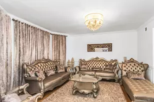 2800 Janet Ave, North Bellmore, NY 11710 - Photo 3